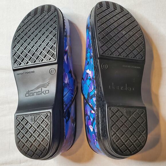 Dansko Women's Size 41 (US - 11) XP Blue Swirl Patent Marble Clog - Picture 5 of 9